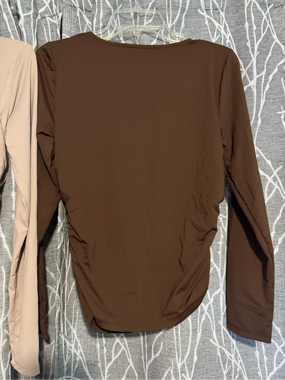 NWOT 2 PINK ROSE Long Sleeve Square Scoop Neck Tops in Beige/Nude & Brown size L - Picture 8 of 10